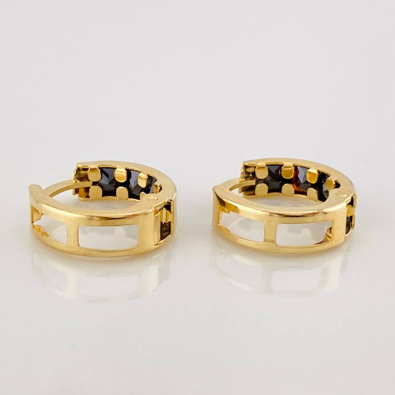 Candongas Carril 1.7g / 1.3cm Oro Amarillo 18K