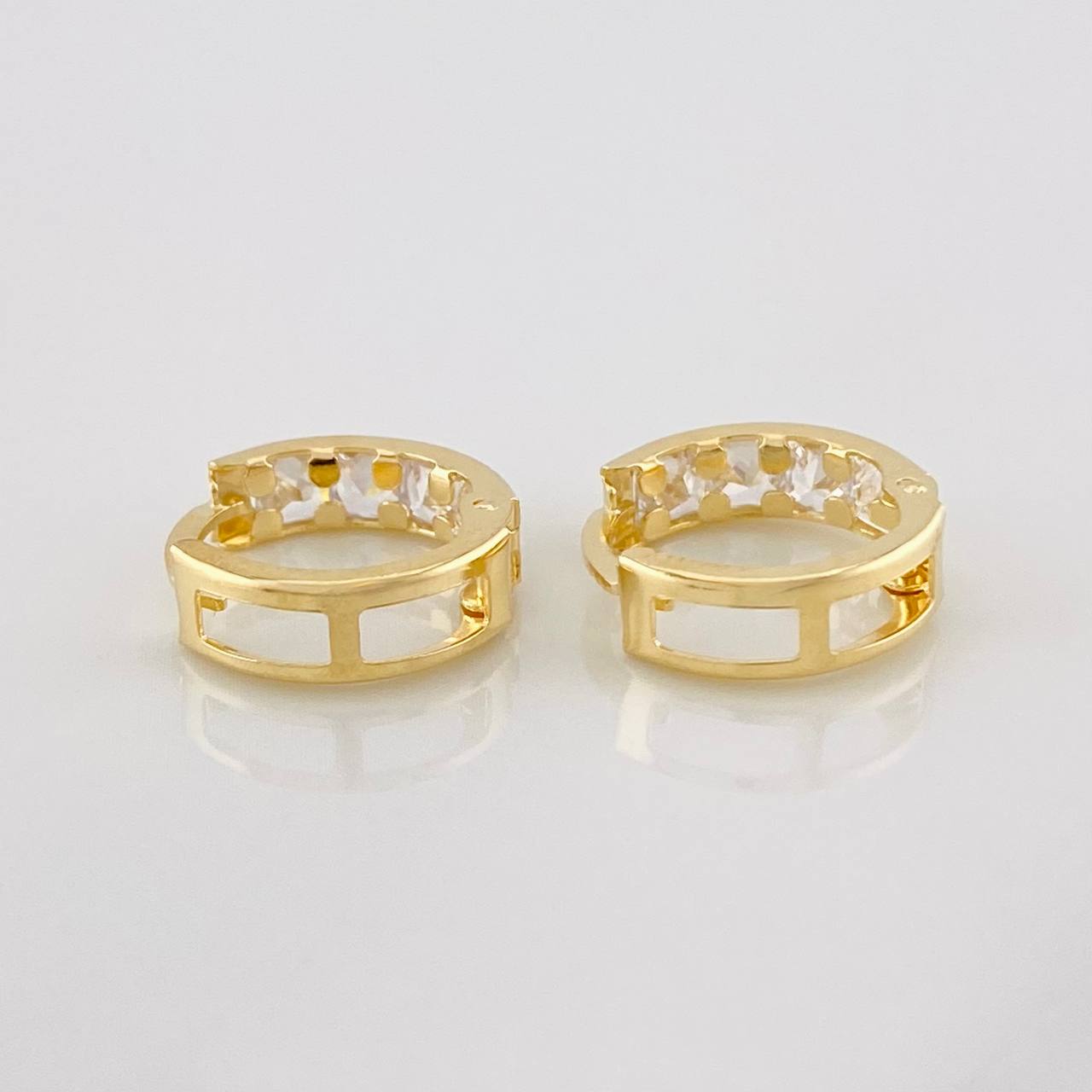 Candongas Carril 1.6g / 1.3cm Oro Amarillo 18K
