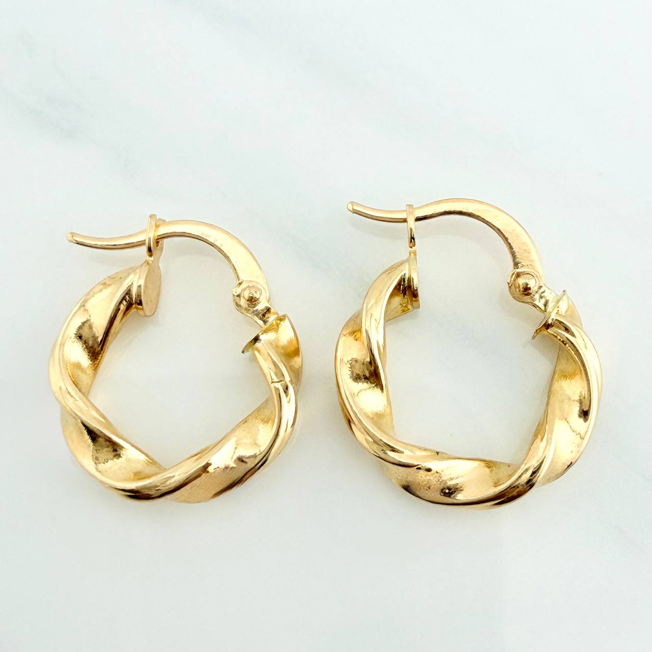 Candongas Asby 1.5gr / 1.7cm / Oro Amarillo 18K %