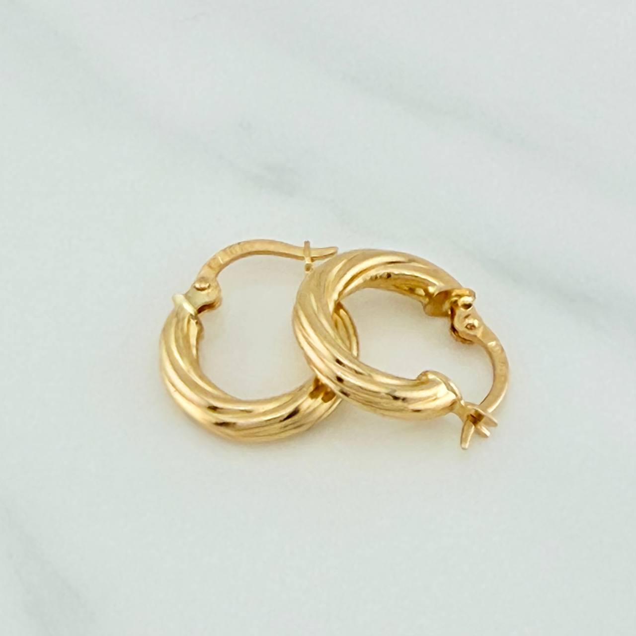 Candongas Sofi 1.5gr / 1.4cm / Oro Amarillo 18K %