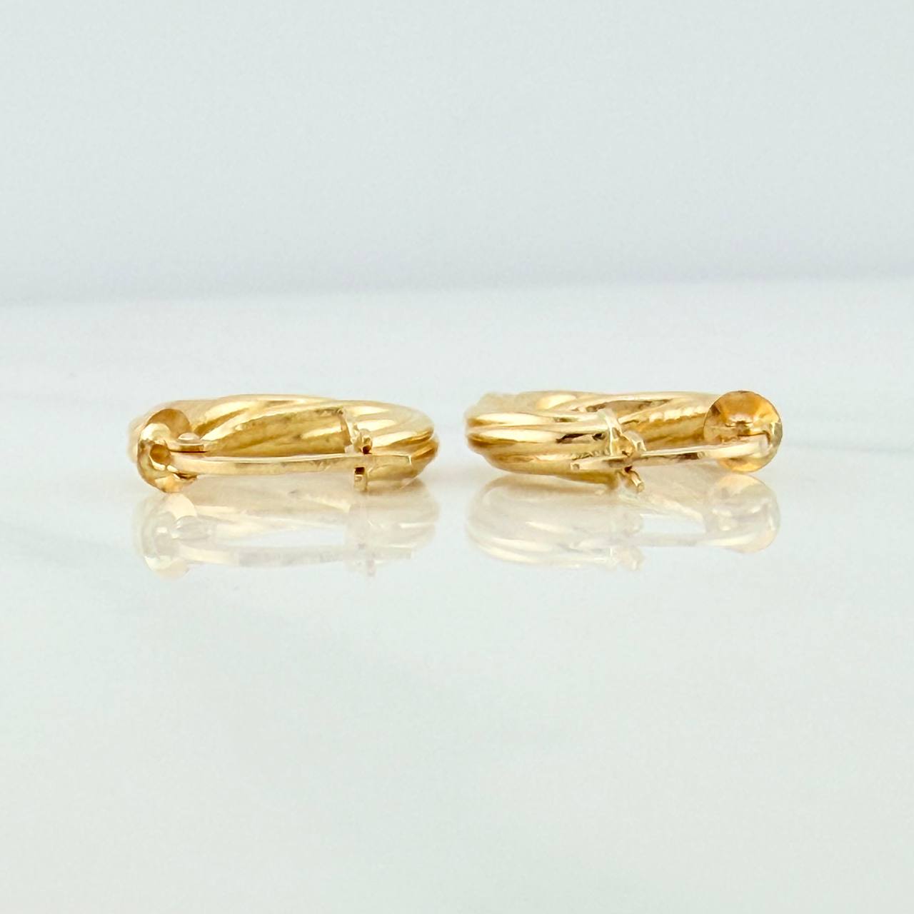 Candongas Sofi 1.5gr / 1.4cm / Oro Amarillo 18K %