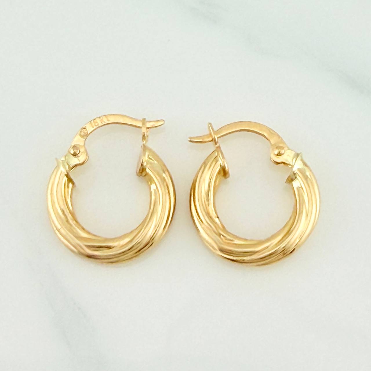 Candongas Sofi 1.5gr / 1.4cm / Oro Amarillo 18K %