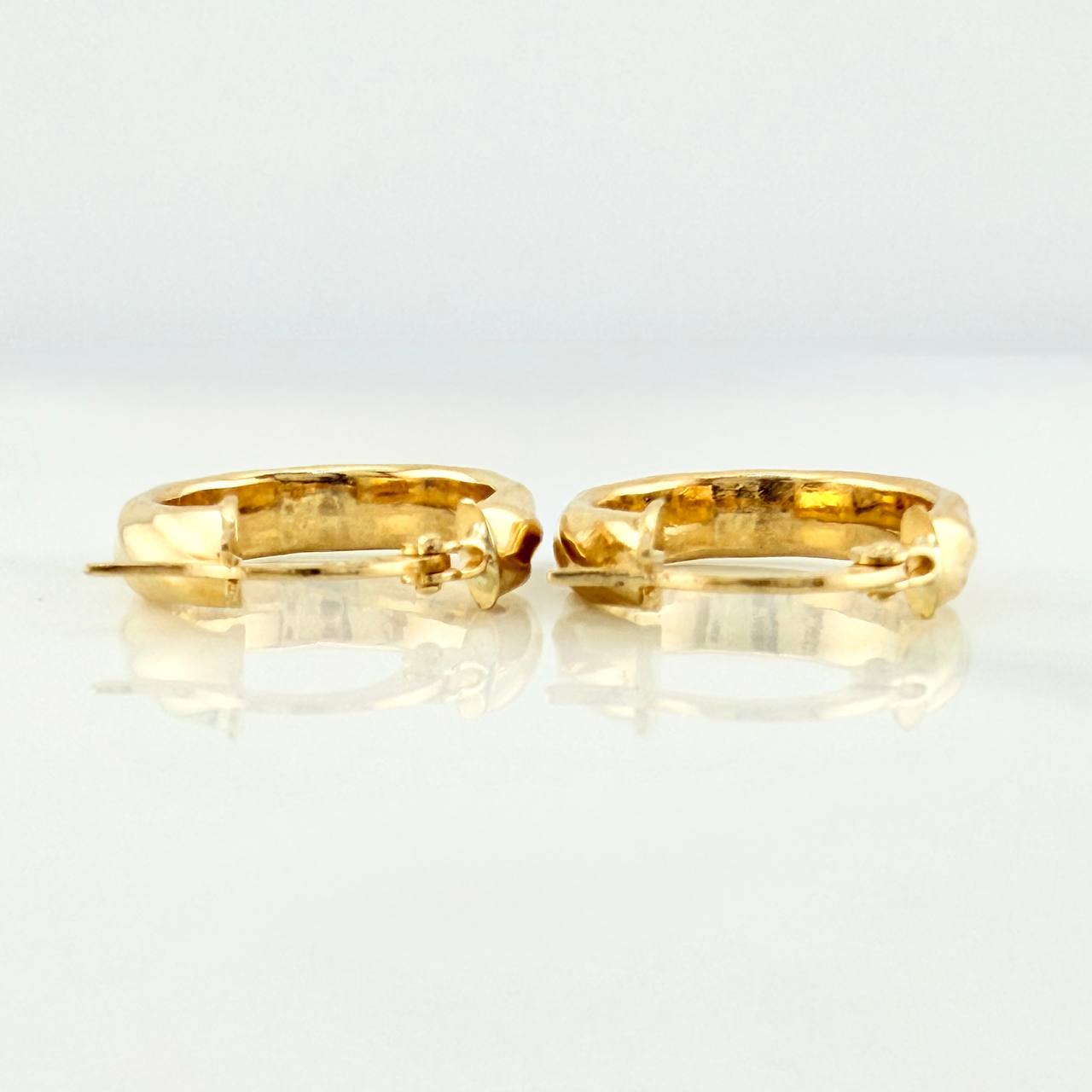 Candongas Nia 1.75gr / 1.7cm / Oro Amarillo 18K %