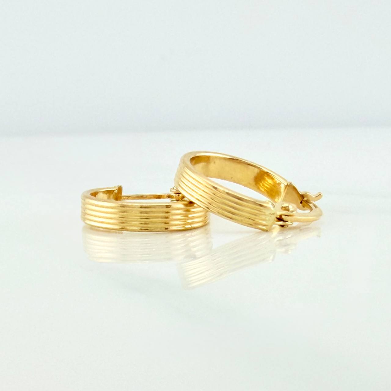 Candongas Andy 0.9gr / 1.3cm / Oro Amarillo 18K %