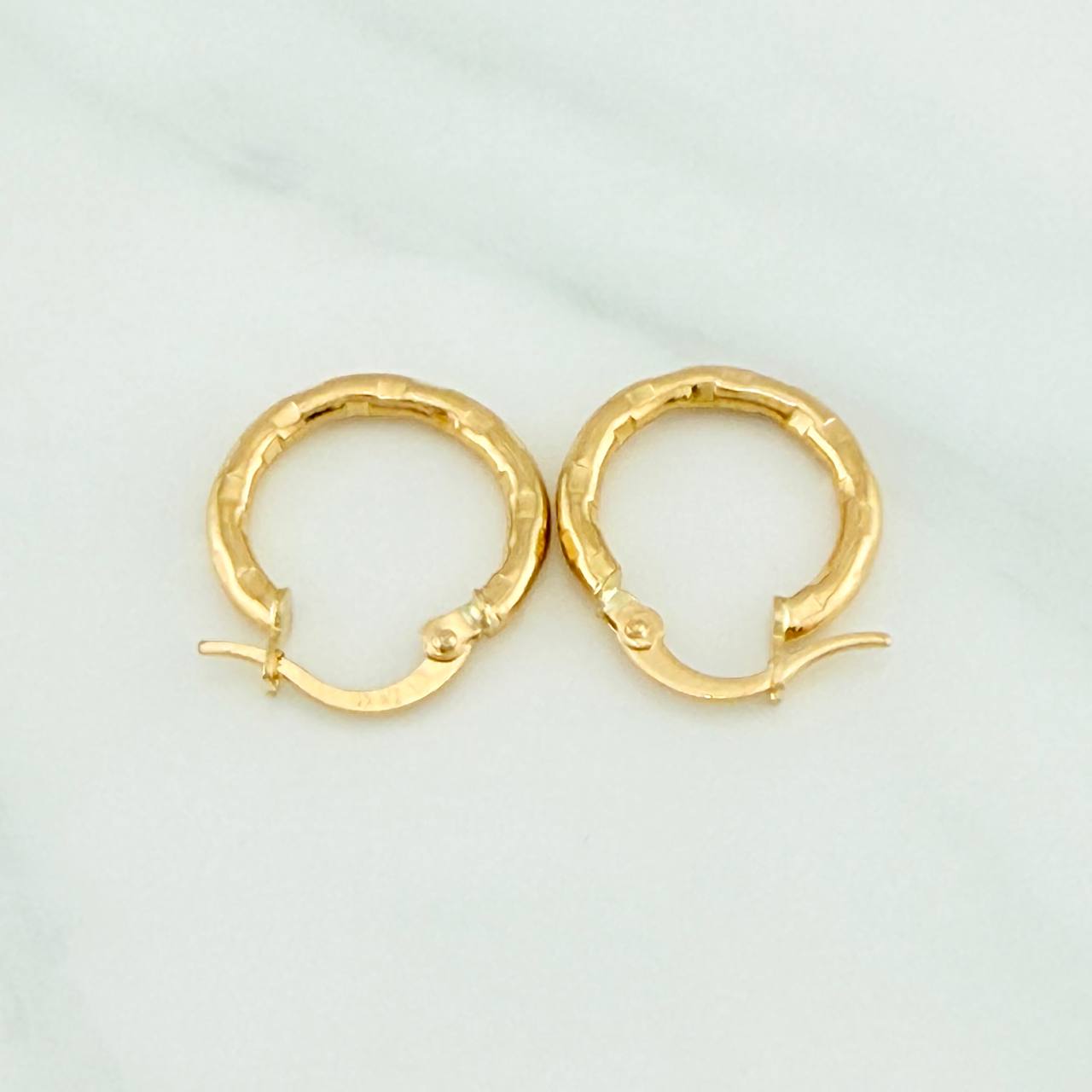 Candongas Lucero 1.2gr / 1.7cm / Oro Amarillo 18K %
