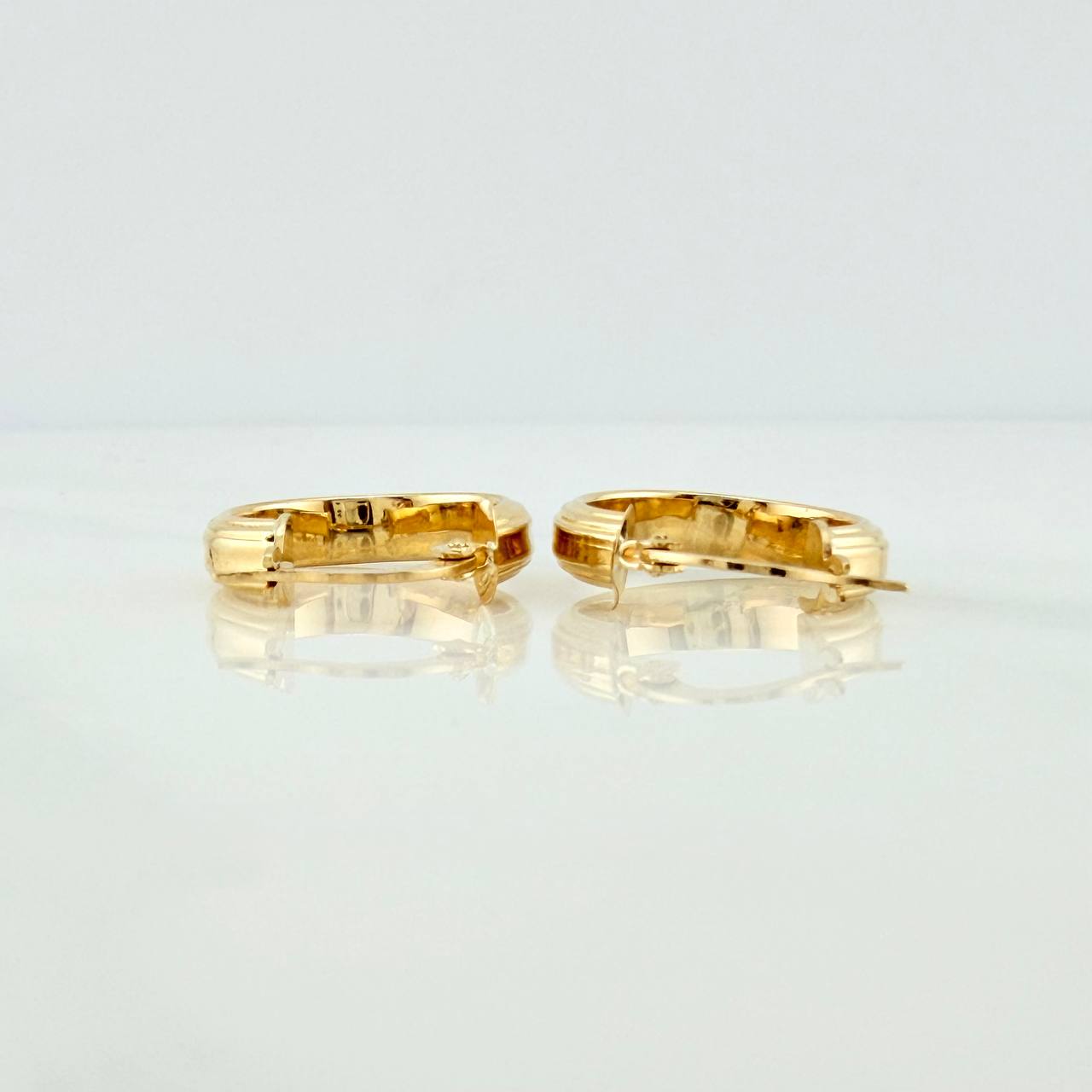Candongas Winter 1.95gr / 2cm / Oro Amarillo 18K %