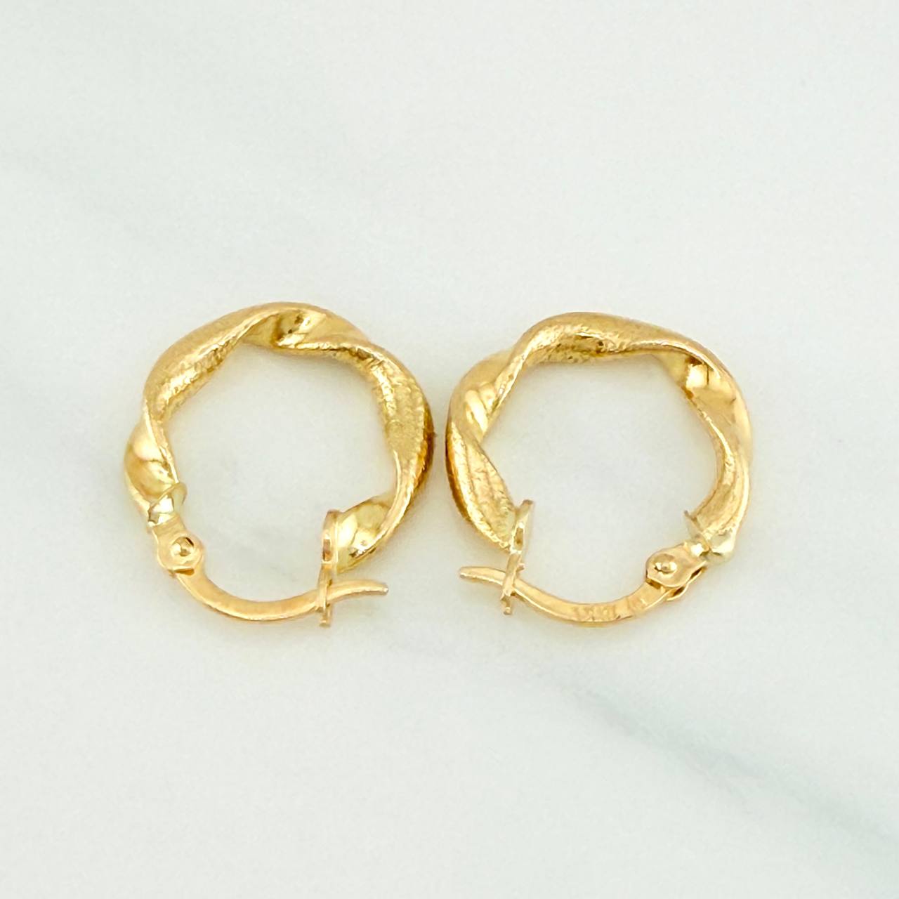 Candongas Alesia 1.25gr / 1.6cm / Oro Amarillo 18K %