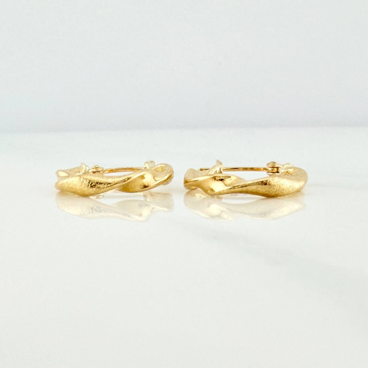 Candongas Alesia 1.25gr / 1.6cm / Oro Amarillo 18K %