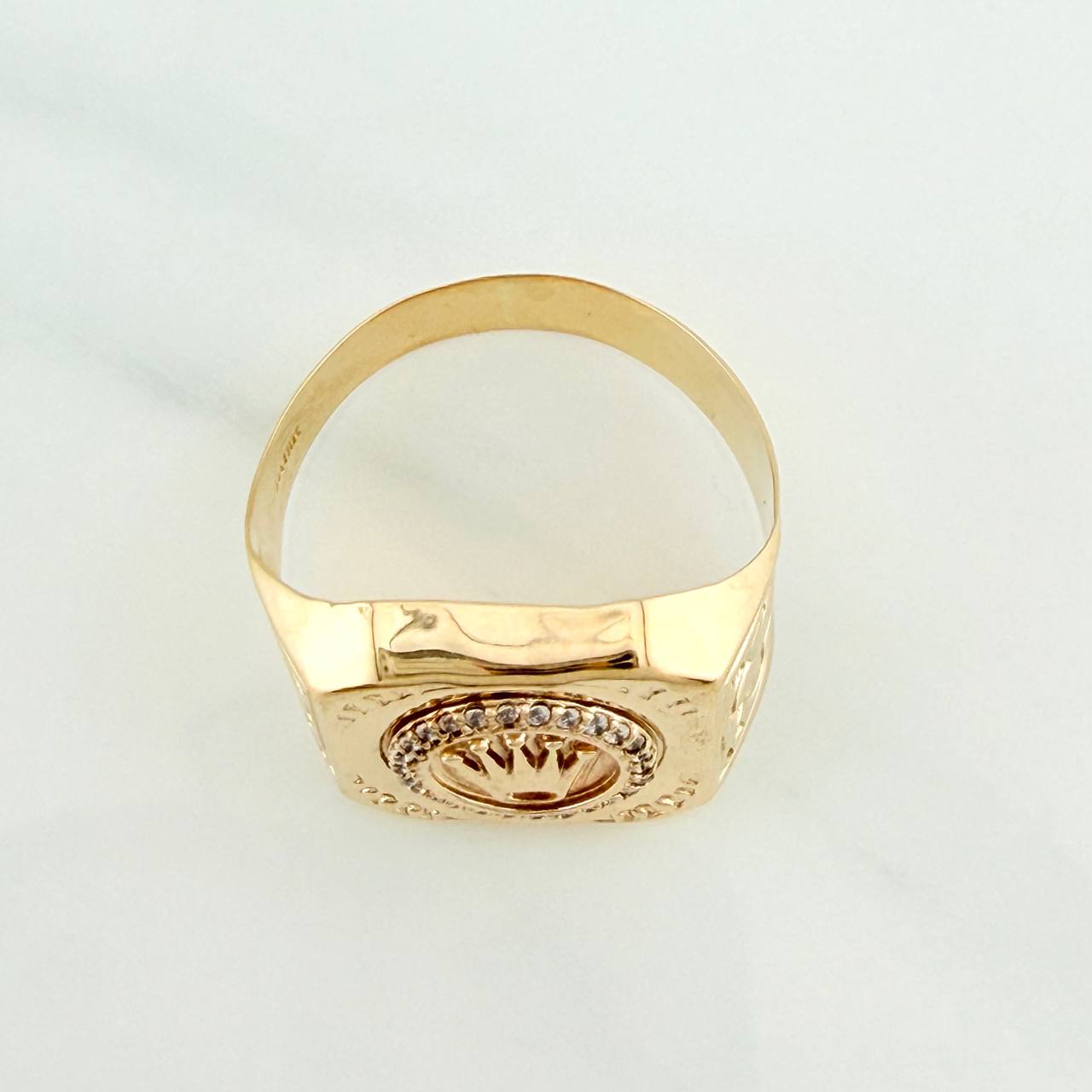 Anillo Corona 4.85gr / T10 3/4 / Oro Amarillo 18K $
