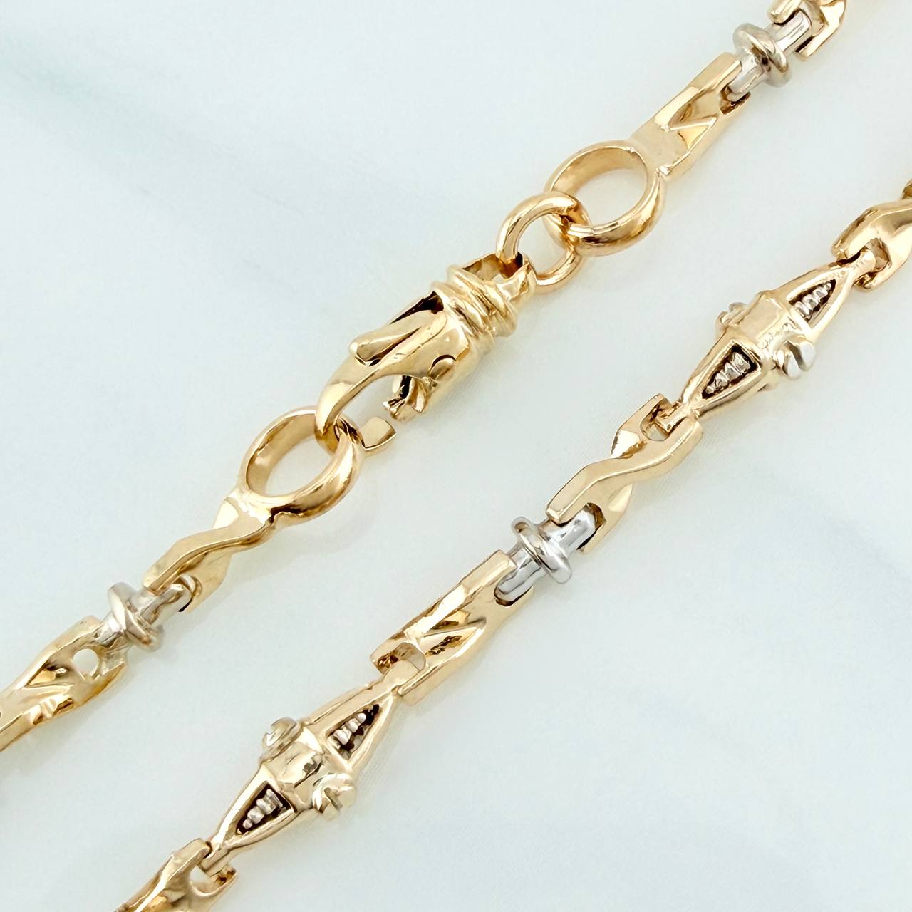 Cadena Rustica Dubai 30.75gr / 53.7cm / 3.5mm Dos Oros Amarillo Blanco 18K $
