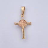 Dije Cruz Cristo 3.75gr / 4.6cm / San Benito Tres Oros 18K $