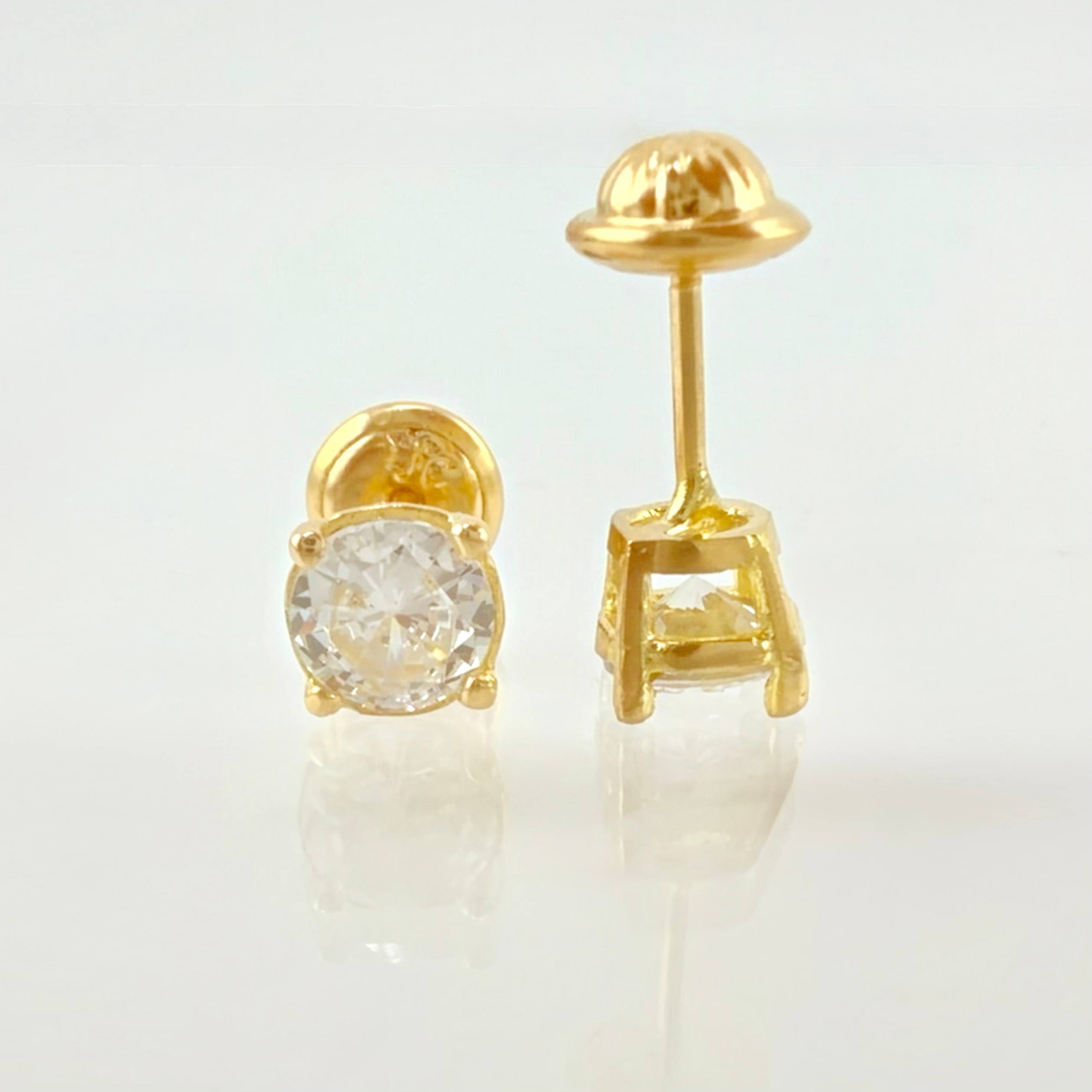 Topos Cuatro Garras 1.4gr / 5.5mm Oro Amarillo 18K