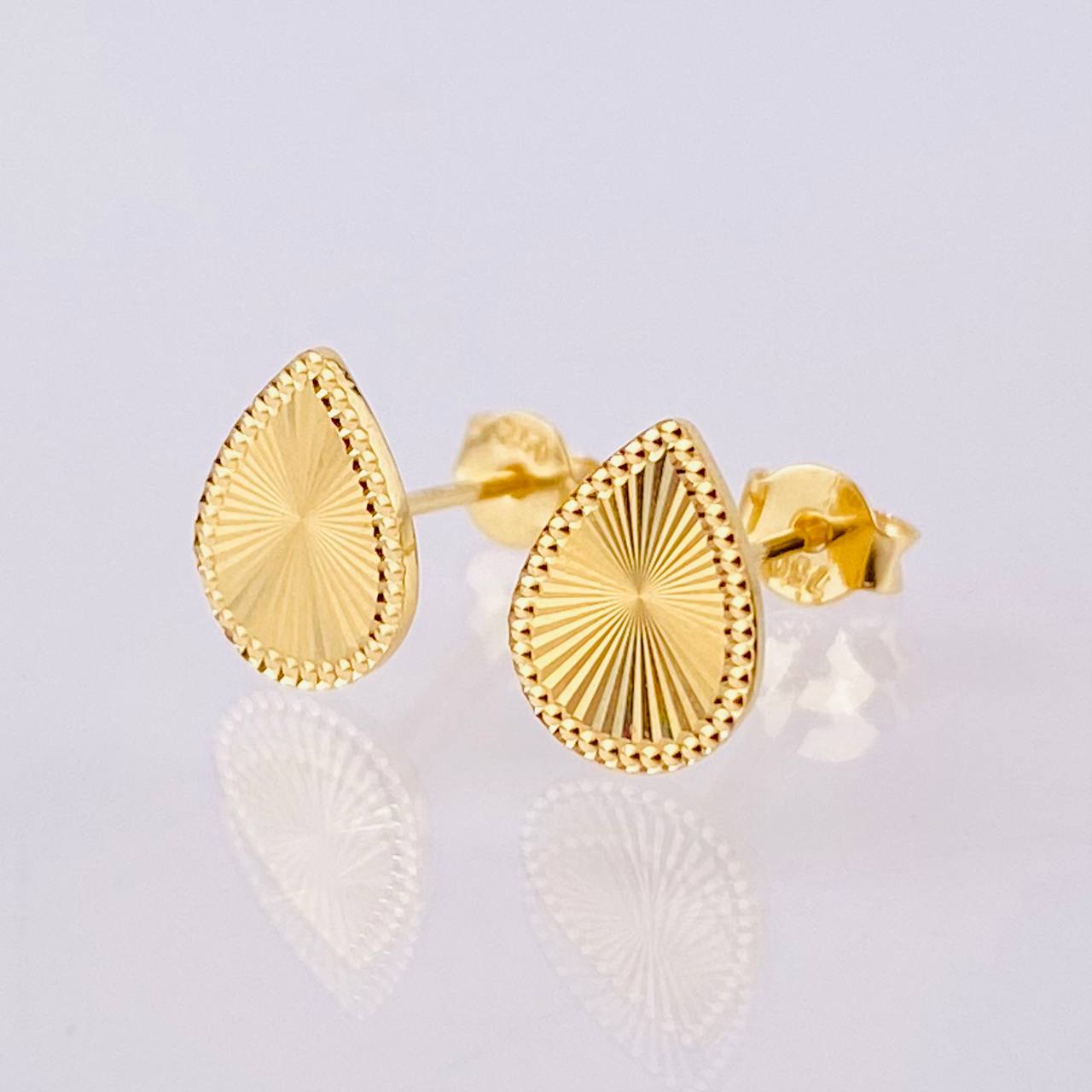 Topos Gota Diamantada 0.8gr / 7.9mm Oro Amarillo 18K *