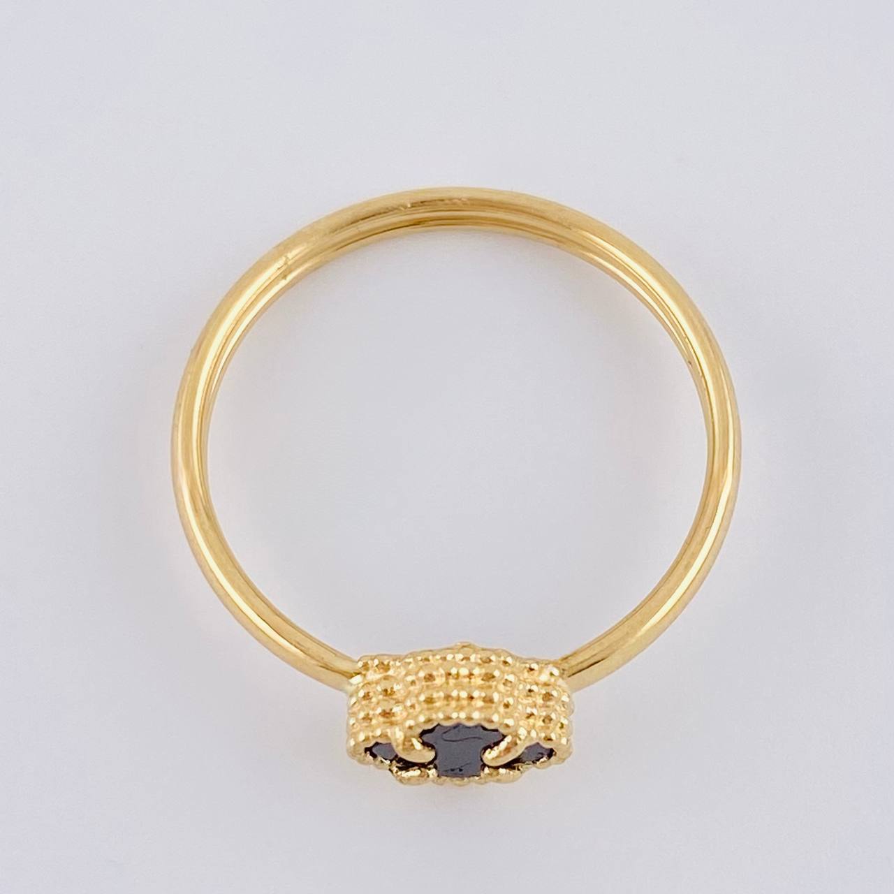 Anillo Trebol Onix Negro 1.15 g / T6 3/4 Oro Amarillo 18K