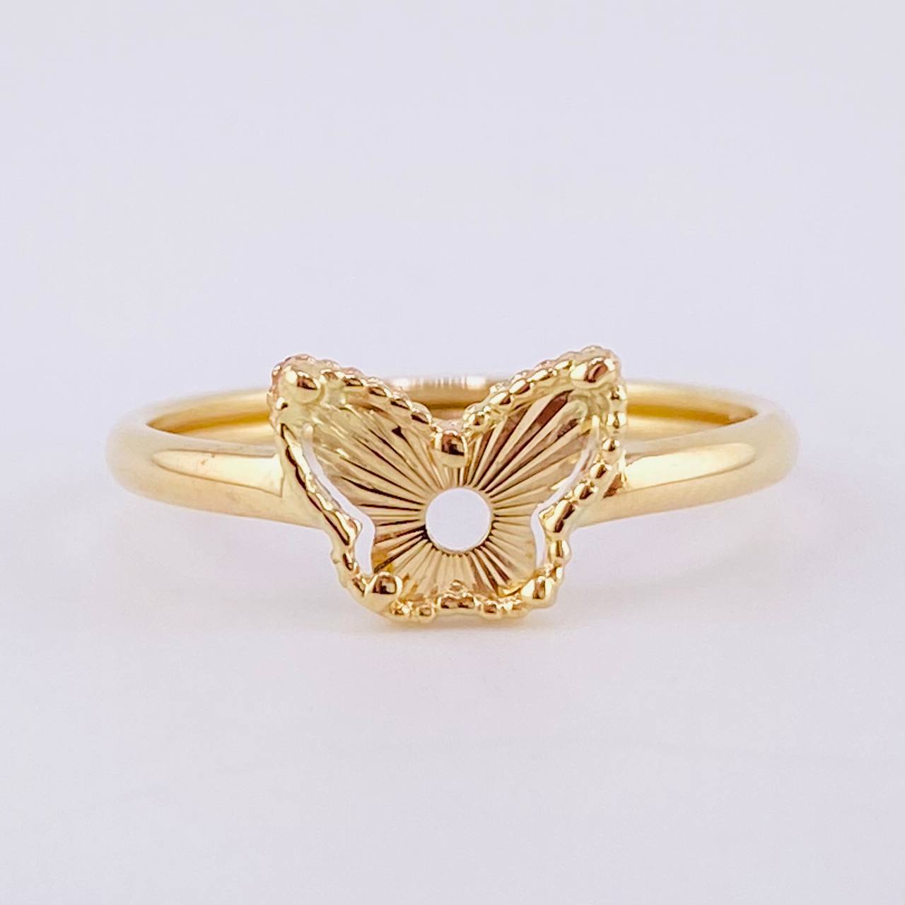 Anillo Mariposa Diamantada 1.1 g / T7 Oro Amarillo 18K