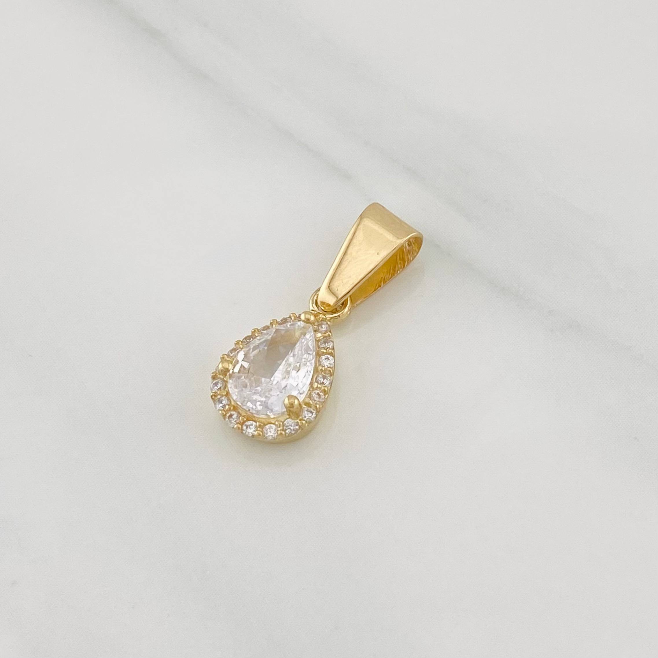 Dije Gota 1.4g / 2cm Oro Amarillo 18K