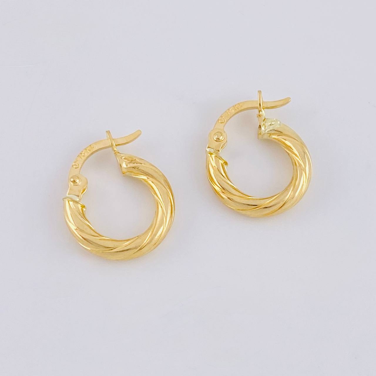 Candongas Ozy 1.2g / 1.2cm Oro Amarillo 18K