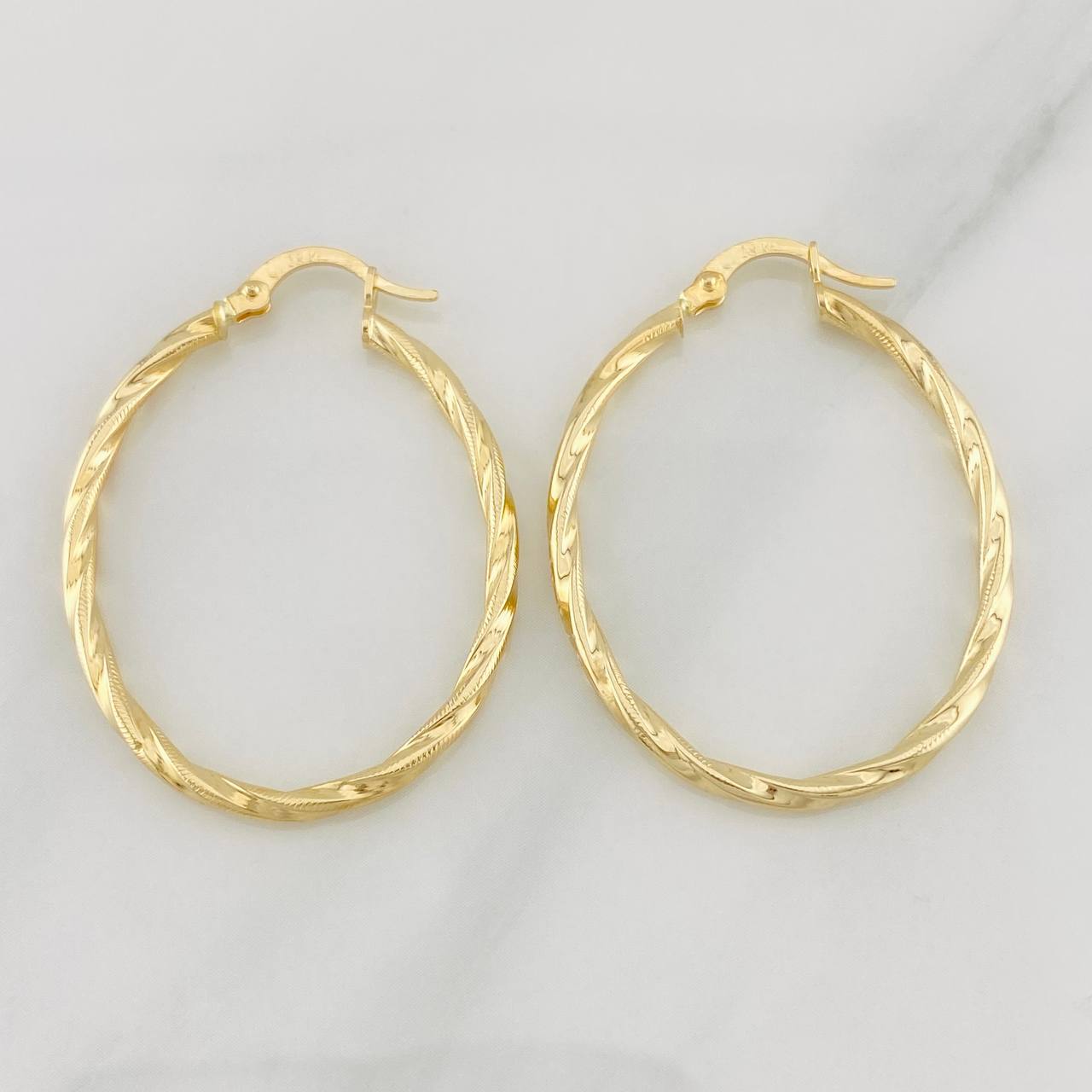 Candongas Mary Ovaladas 1.9g / 3.7cm Oro Amarillo 18K