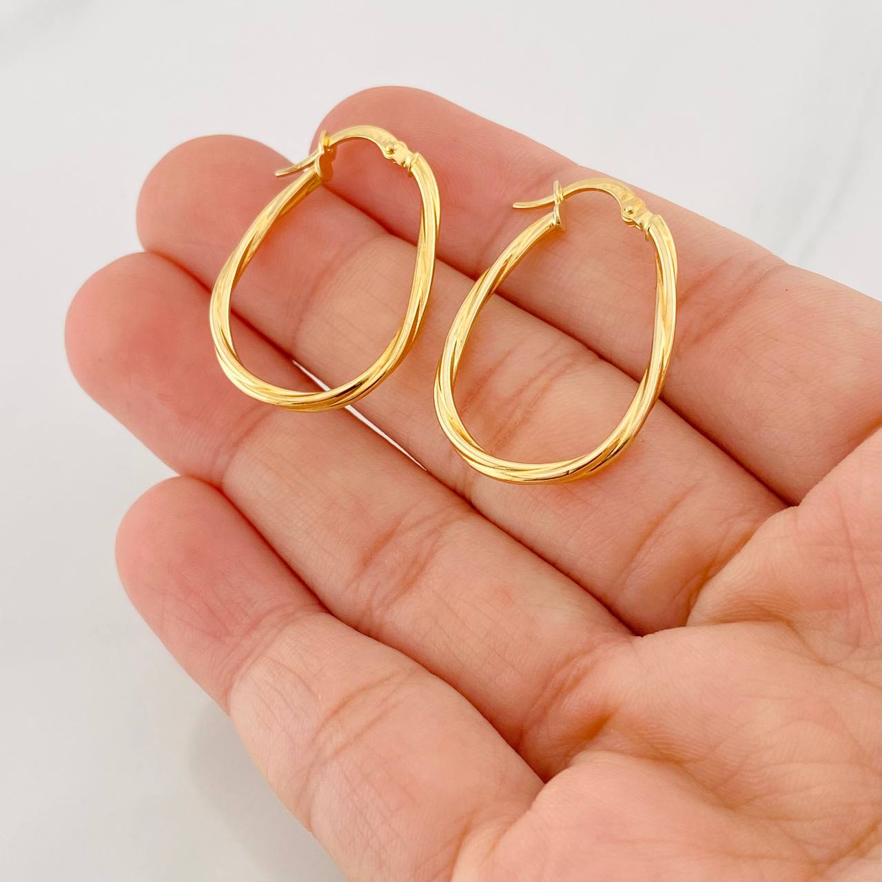 Candongas Arielle Ovaladas 1.4g / 3cm Oro Amarillo 18K