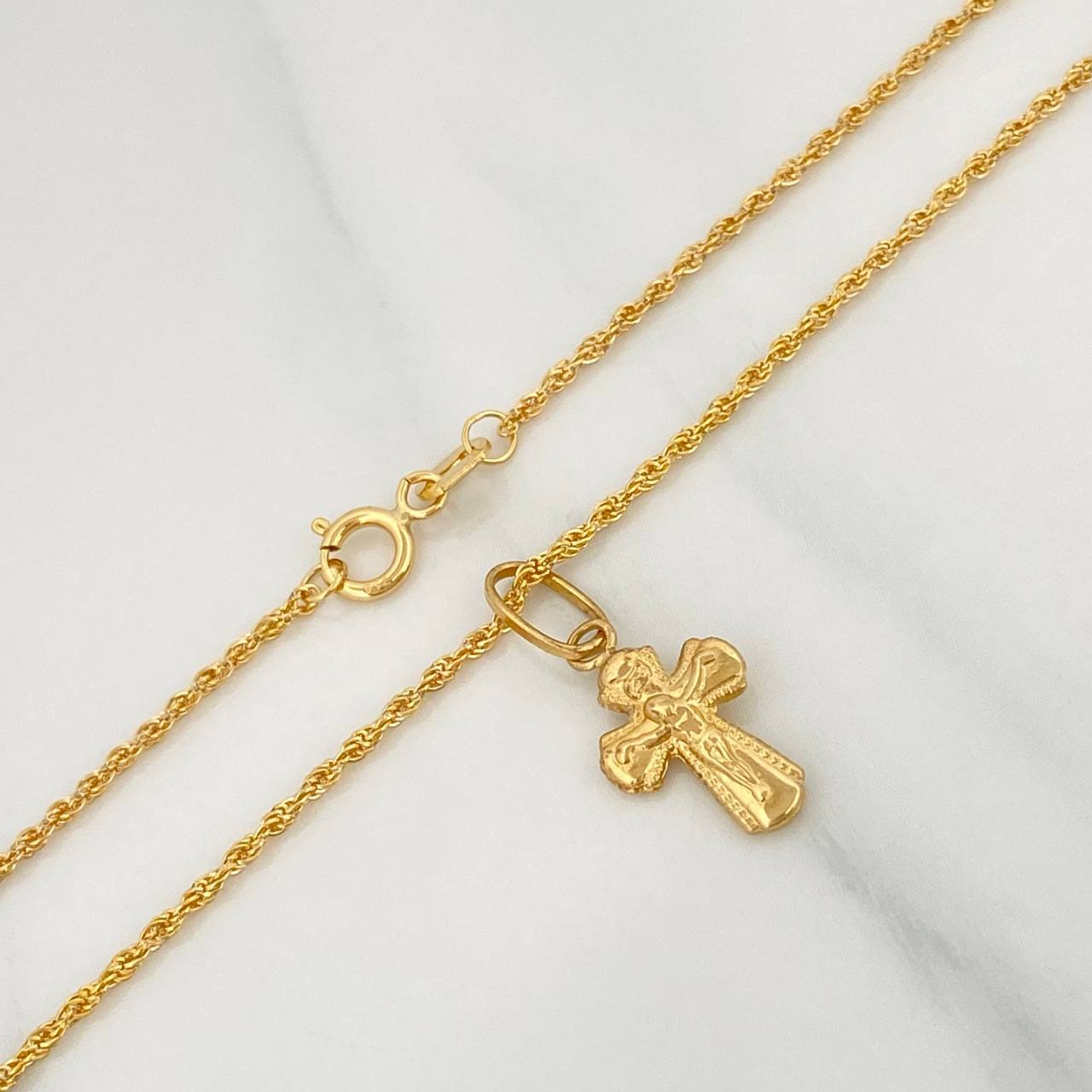 Set Cadena Lazo + Dije Cruz Cristo / 1.65gr / 60 cm Oro Amarillo 18K