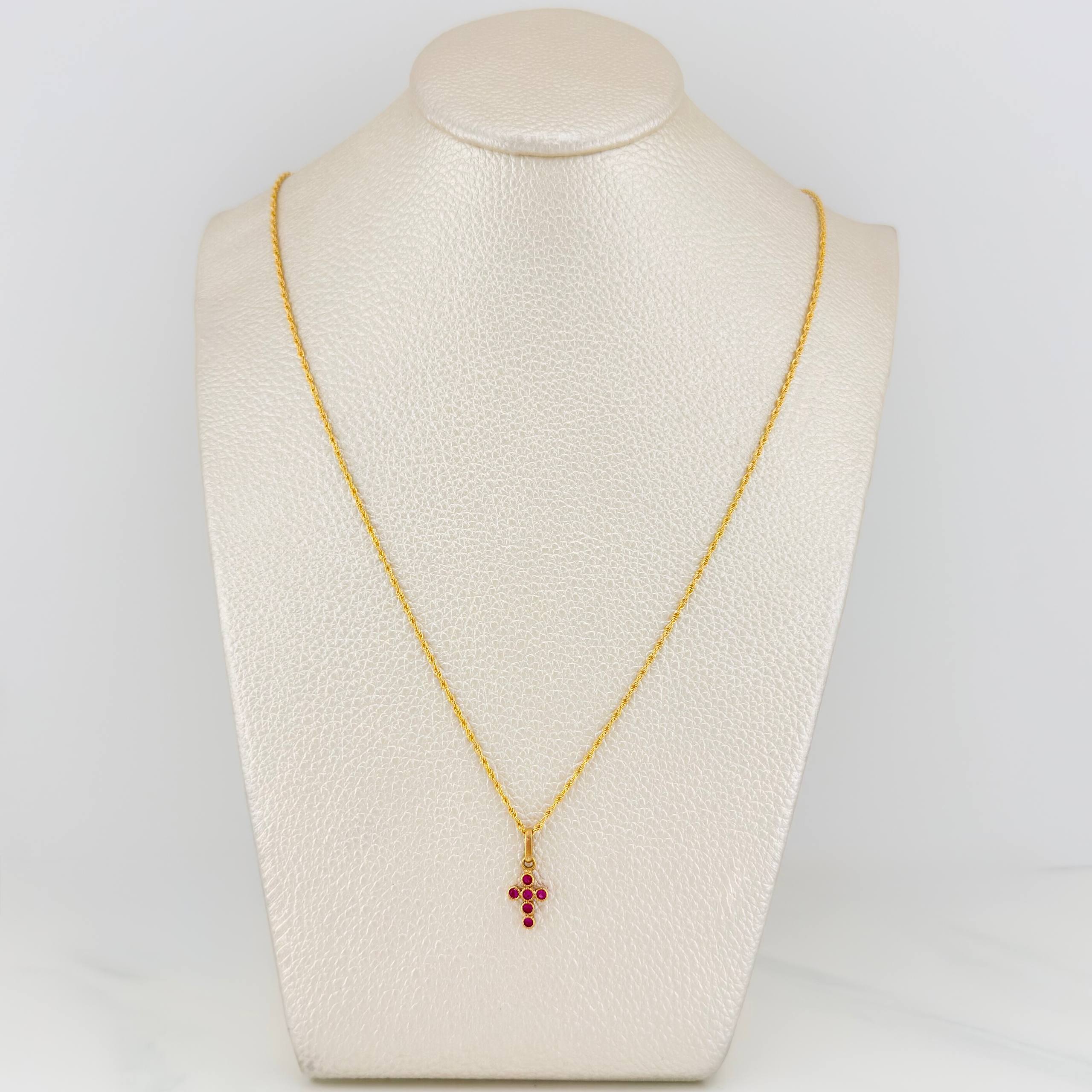 Set Cadena Lazo + Dije Cruz Tupida / 1.7gr / 49.5 cm Oro Amarillo 18K