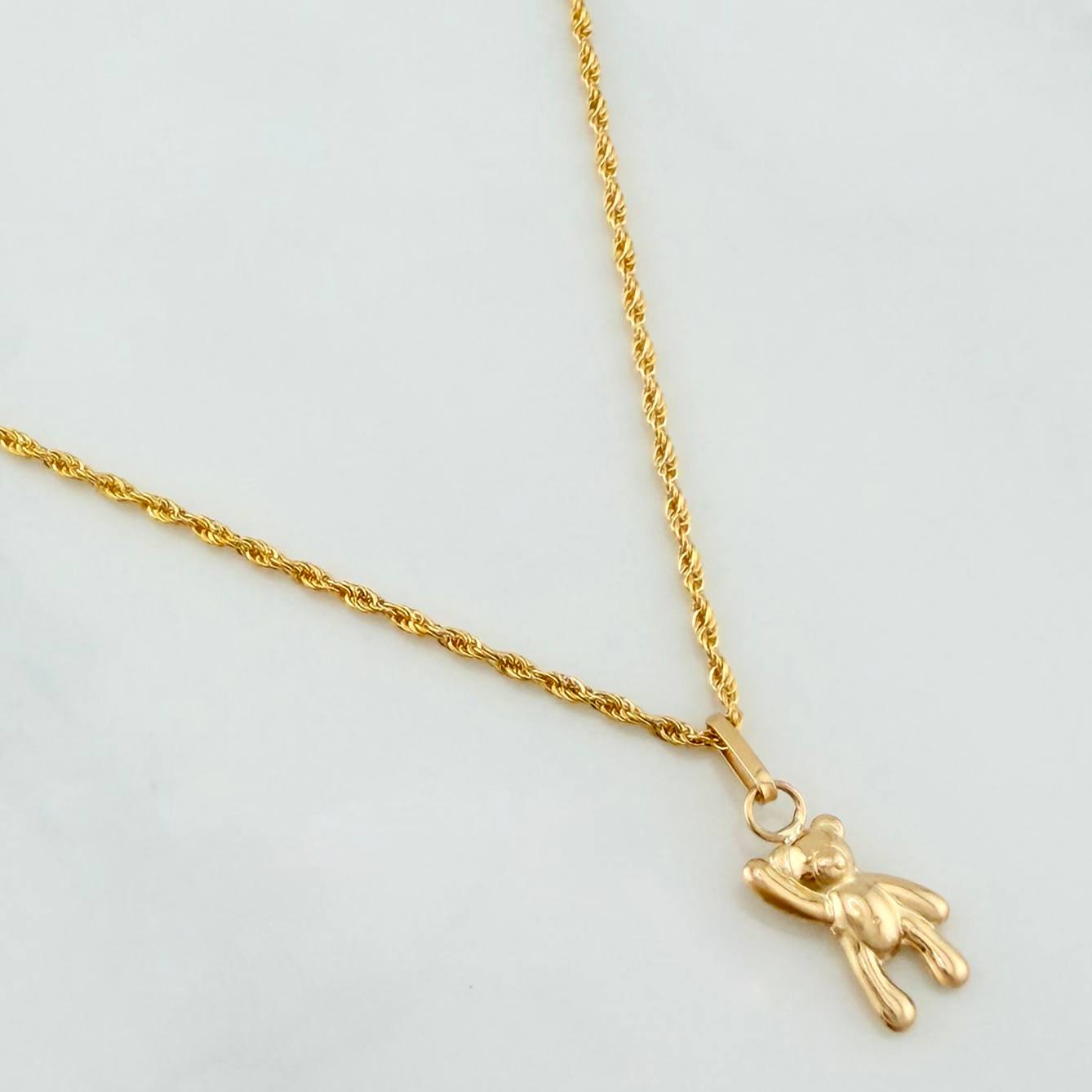 Set Cadena Lazo + Dije Oso / 1.4gr / 49.5 cm Oro Amarillo 18K