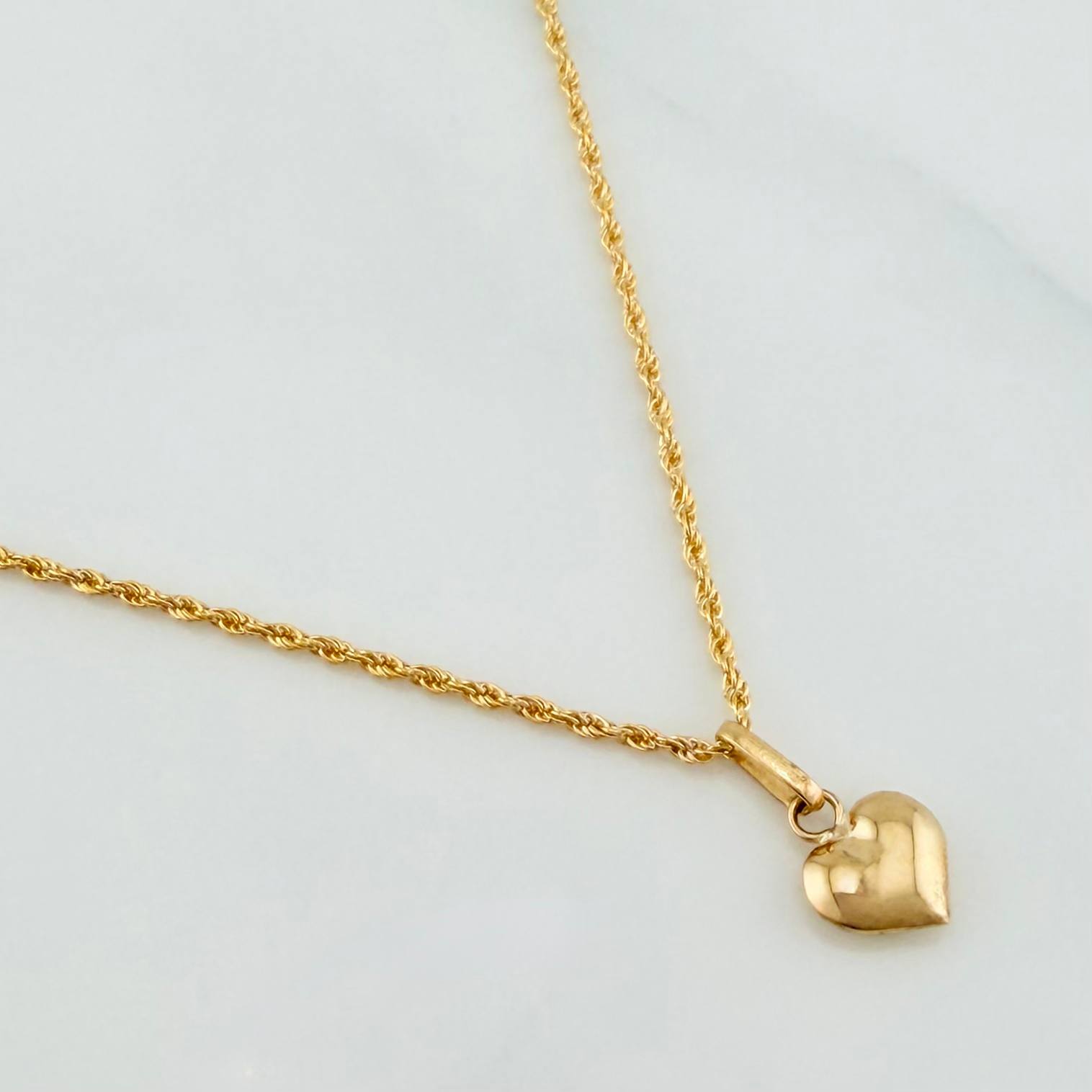 Set Cadena Lazo + Dije Corazón / 1.35gr / 49.5 cm Oro Amarillo 18K