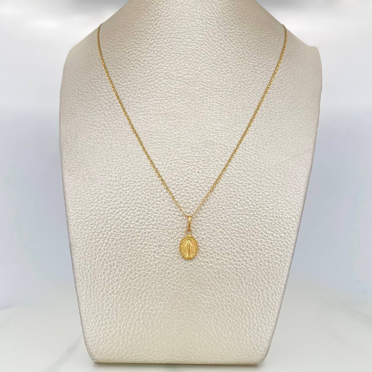 Set Cadena Escalera Plana + Dije Virgen Milagrosa / 2.3gr / 50.5 cm Tres Oros 18K