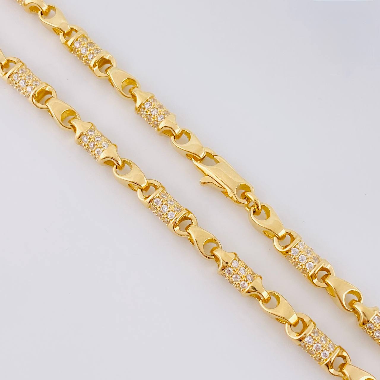 Cadena Rústica Barril 55.65g / 70cm / 4.6mm Oro Amarillo 18K