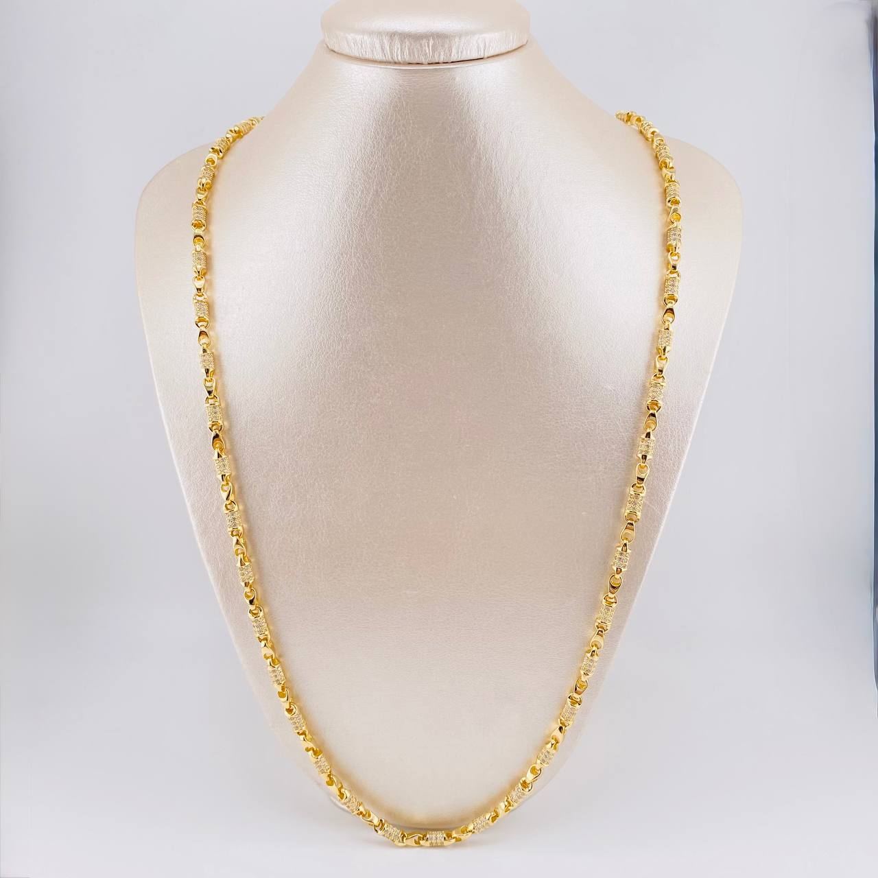 Cadena Rústica Barril 55.65g / 70cm / 4.6mm Oro Amarillo 18K