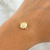 Herraje Virgen del Carmen 0.45gr / 1cm-1.4cm / Troquelado Oro Amarillo 18K *