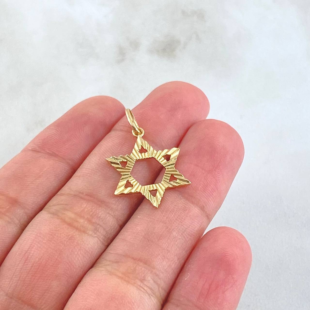 Dije Estrella De David 1.15gr / 2.6cm / Oro Amarillo 18K *