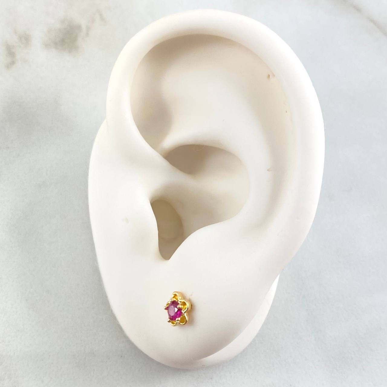 Topos Flor 0.9gr / Oro 18K