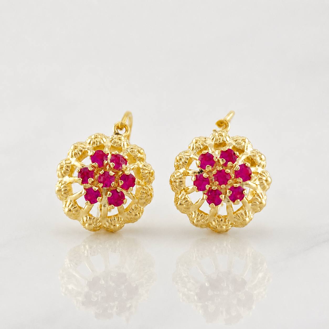 Topos Arete Margita 2.45g / 11.4mm Oro Amarillo 18K