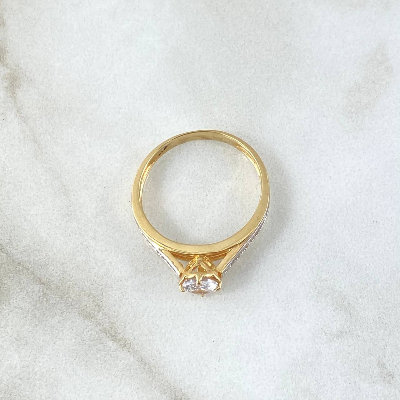 Anillo Solitario Puente 2.5gr / T 7 / Circones Blancos Oro Amarillo 18K