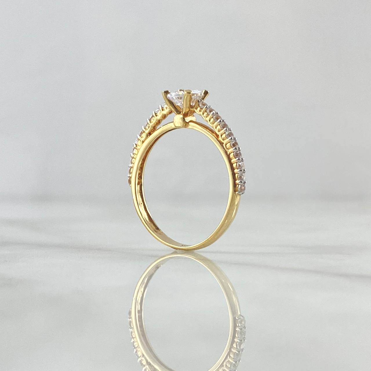 Anillo Solitario Doble Linea 2.5gr / T 7 / Circones Blancos Dos Oros Amarillo Blanco 18K