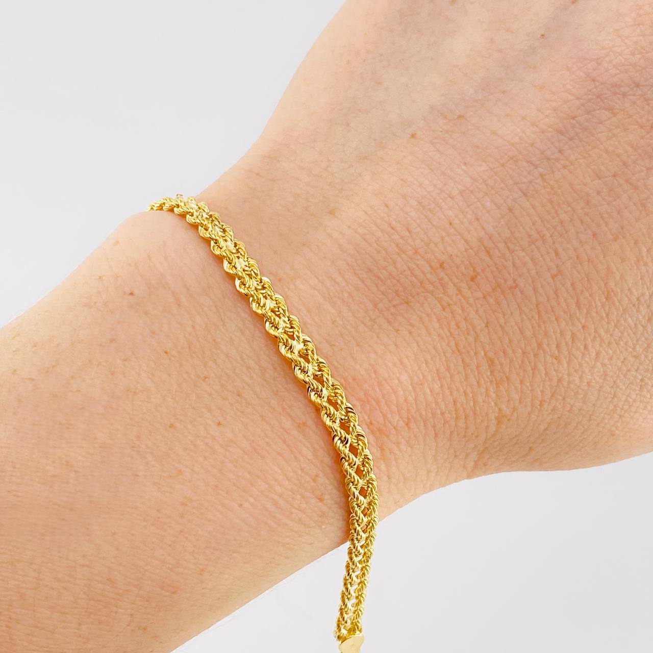 Pulso Lazo Secuencial 3.05 g / 18.5 cm / 4.3 mm Oro Amarillo 18K