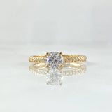 Anillo Solitario Cetro 1.95gr / T6 3/4 / Circones Blancos Oro Amarillo 18K
