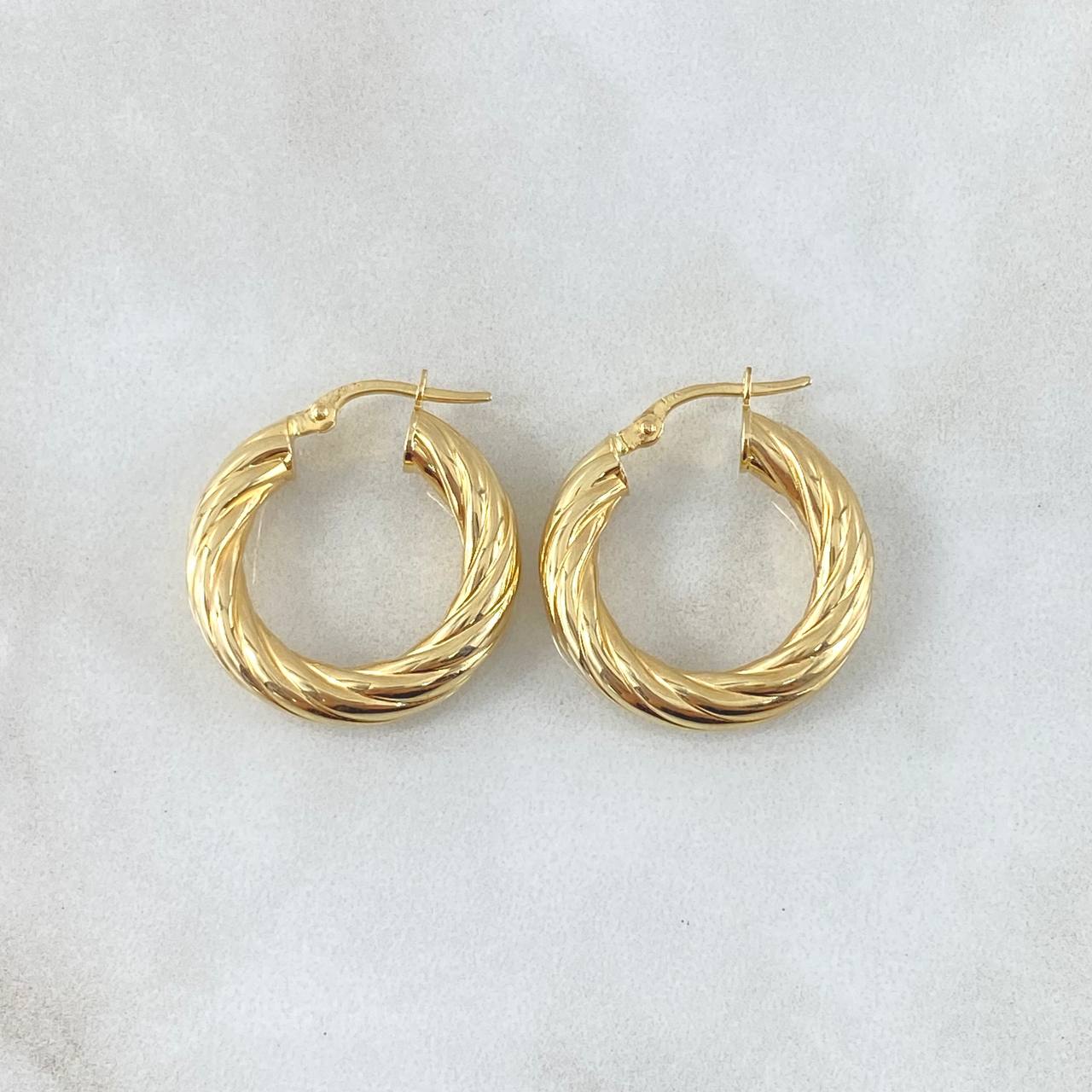 Candongas Mary  3.8gr / 2.4cm  Entorchadas  Oro Amarillo 18K