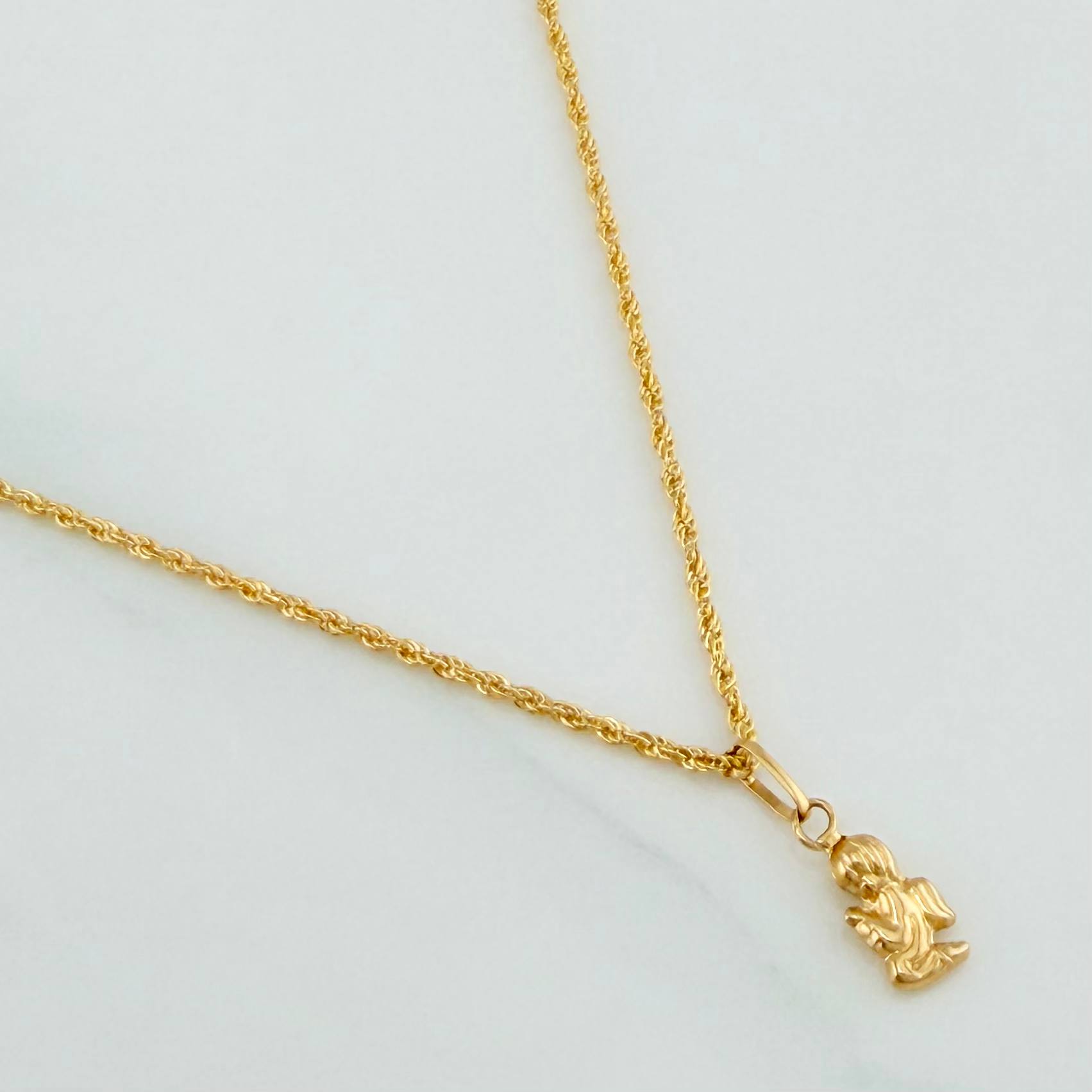 Set Cadena Lazo + Dije Angel / 1.25gr / 50 cm Oro Amarillo 18K
