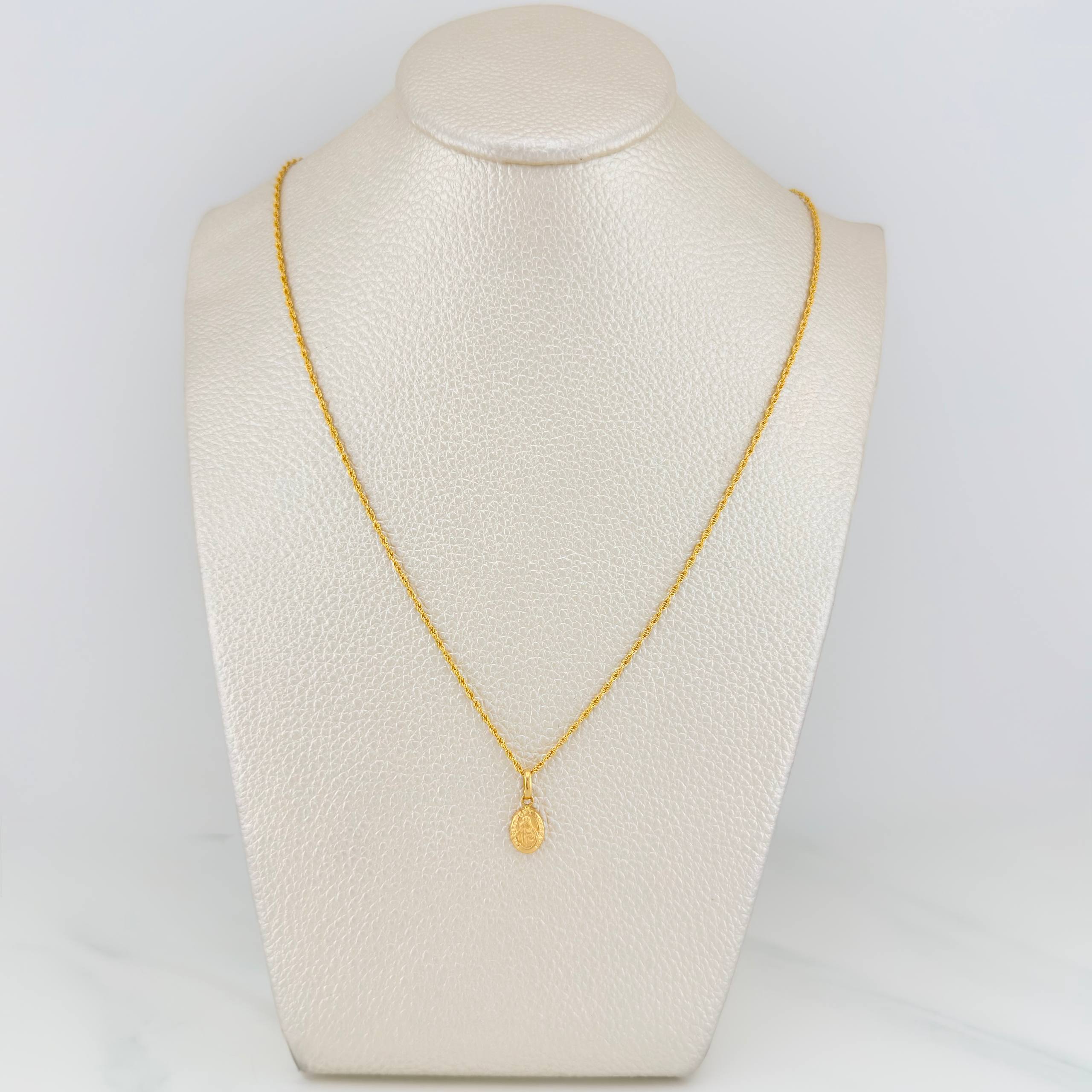 Set Cadena Lazo + Dije Virgen Del Carmen / 1.4gr / 49.5 cm Oro Amarillo 18K