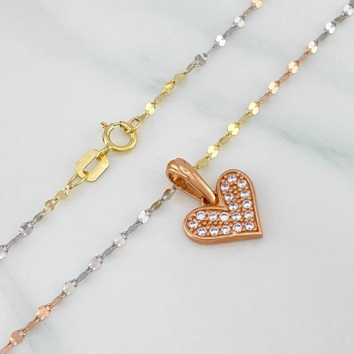 Set Cadena Flor Espejo + Dije Corazón / 1.95gr / 45 cm Tres Oros 18K
