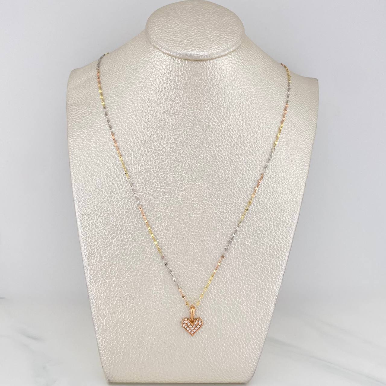 Set Cadena Flor Espejo + Dije Corazón / 1.95gr / 45 cm Tres Oros 18K