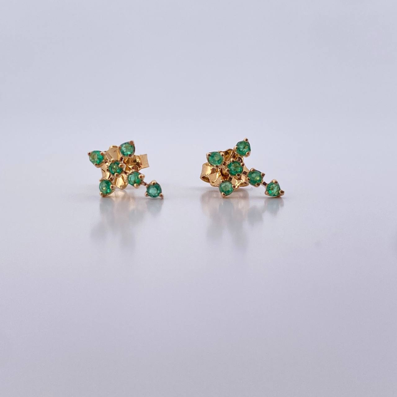 Topos Cruz 0.95gr / Esmeraldas 18 Pts Oro Amarillo 18K (Joya) &