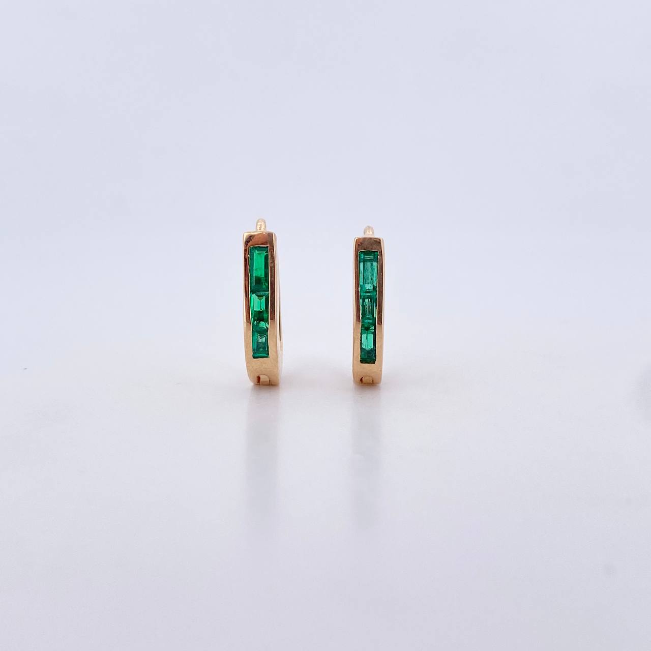 Candongas Bicel 2.95gr / Esmeralda 40 Pts Oro Amarillo 18K (Joya) &