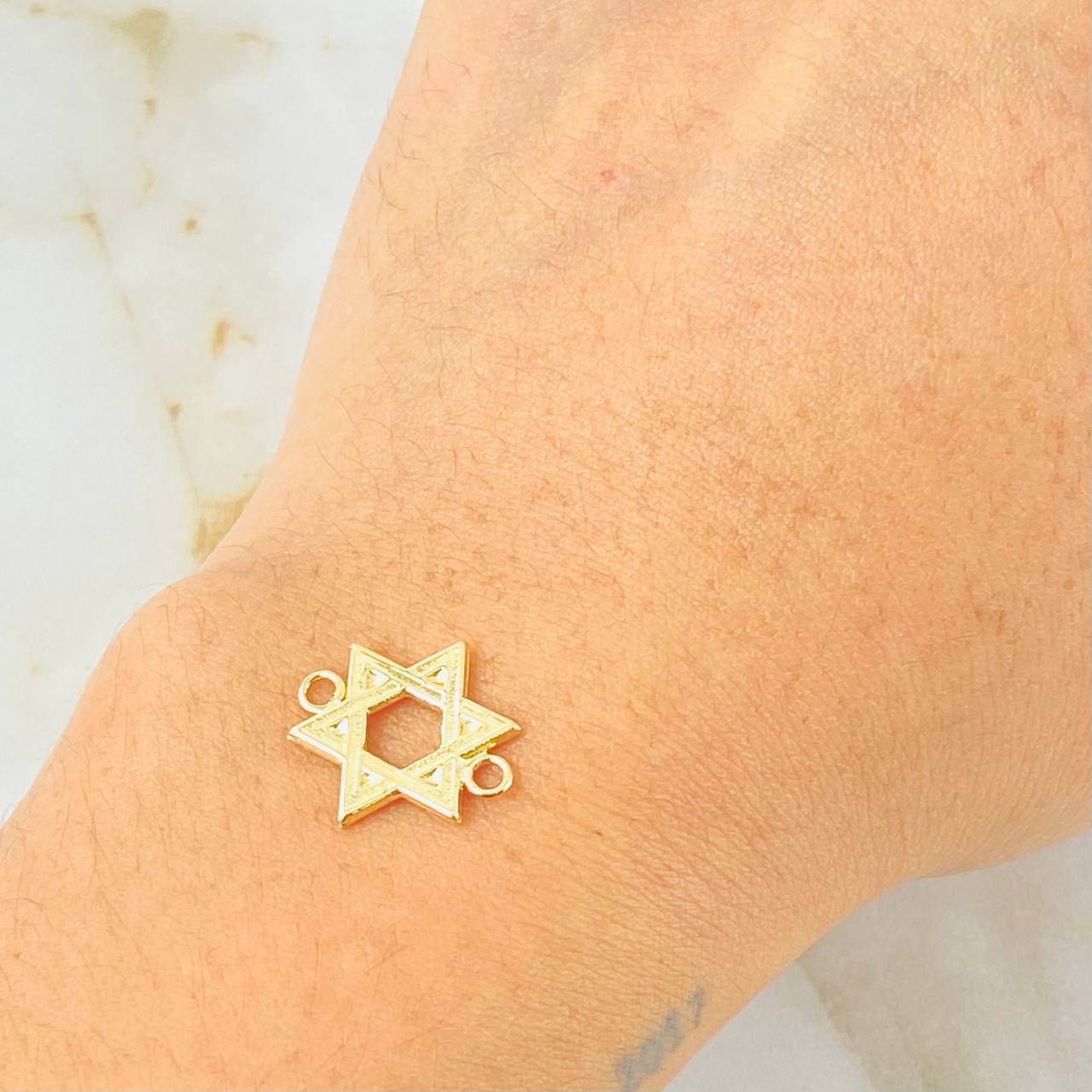 Herraje Estrella David 0.9gr / 1.6cm / Oro Amarillo 18K