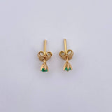 Topos Cuatro Garras 0.85gr / Esmeralda 12 Pts Oro Amarillo 18K (Joya) &