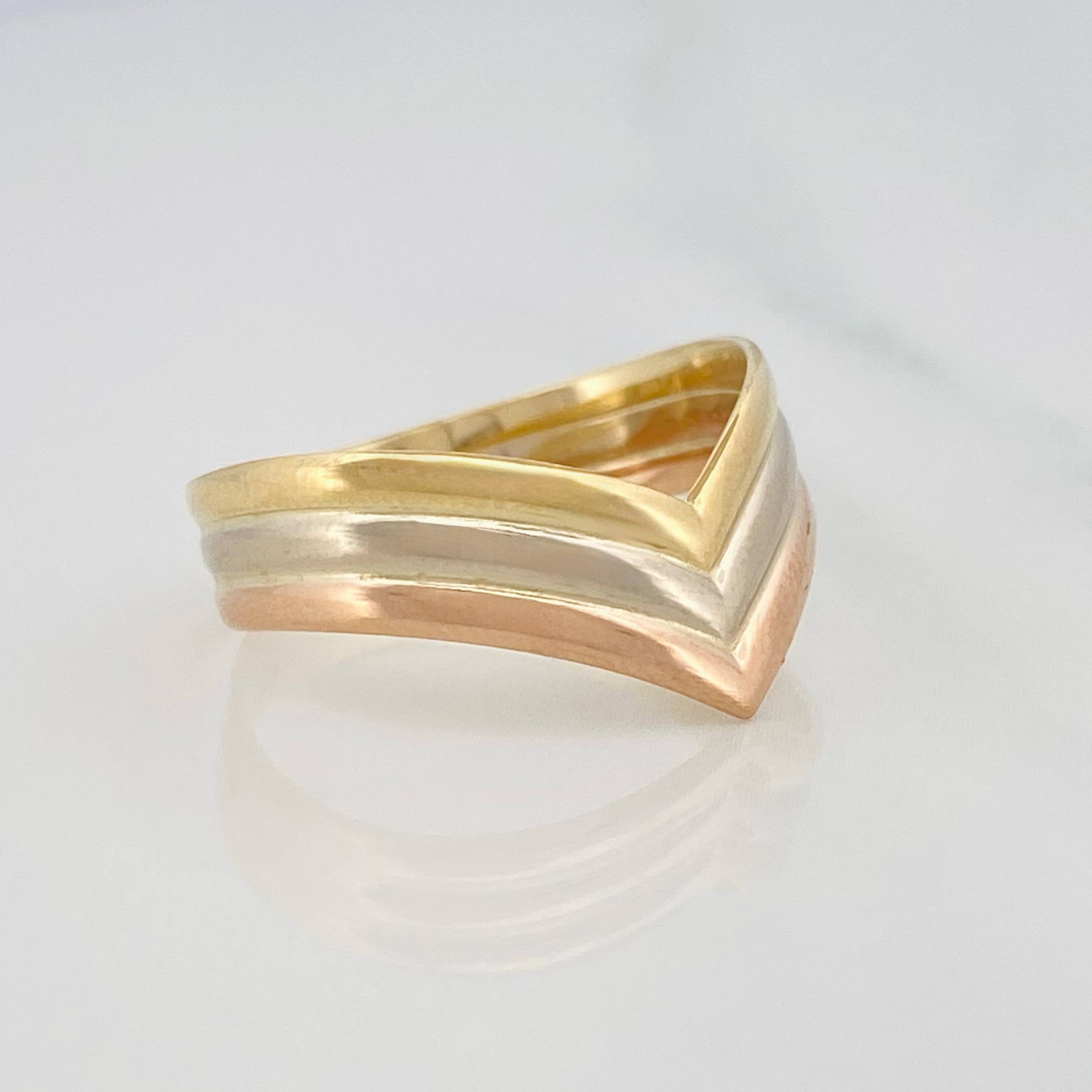 Anillo Tres Lineas 3.8g / T9 1/2 Tres Oros 18K