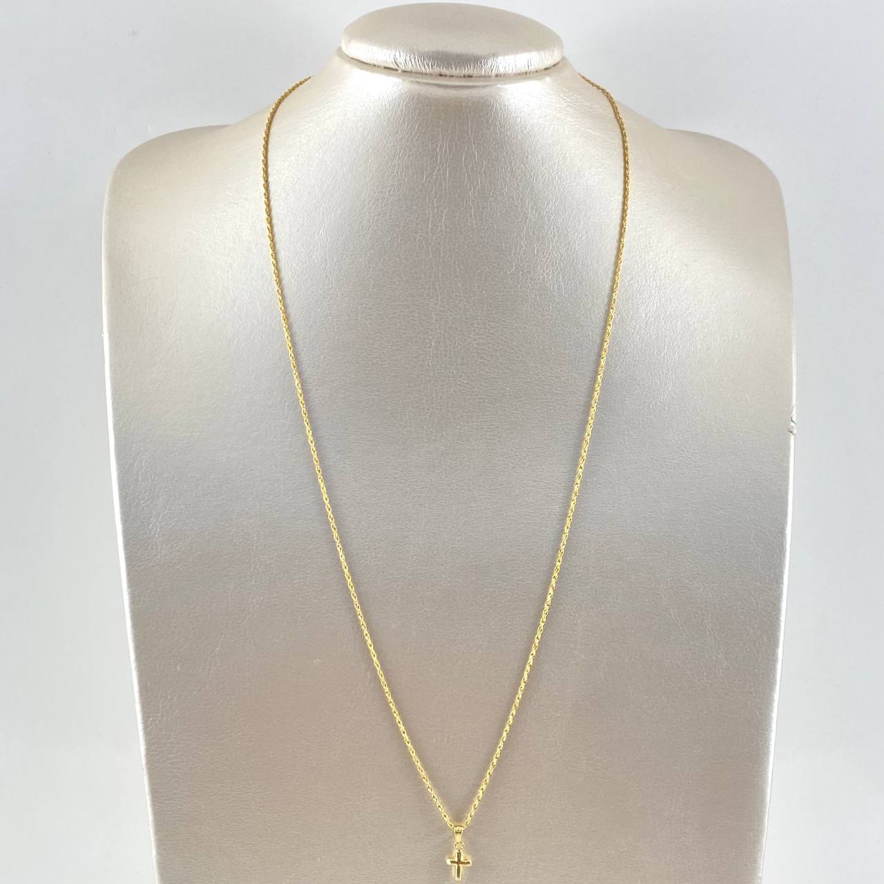 Set Cadena Lazo 1gr / 50cm / 1.2mm + Dije Cruz Puntas Planas 0.3gr / 1.7cm Oro Amarillo 18K (Oferta)