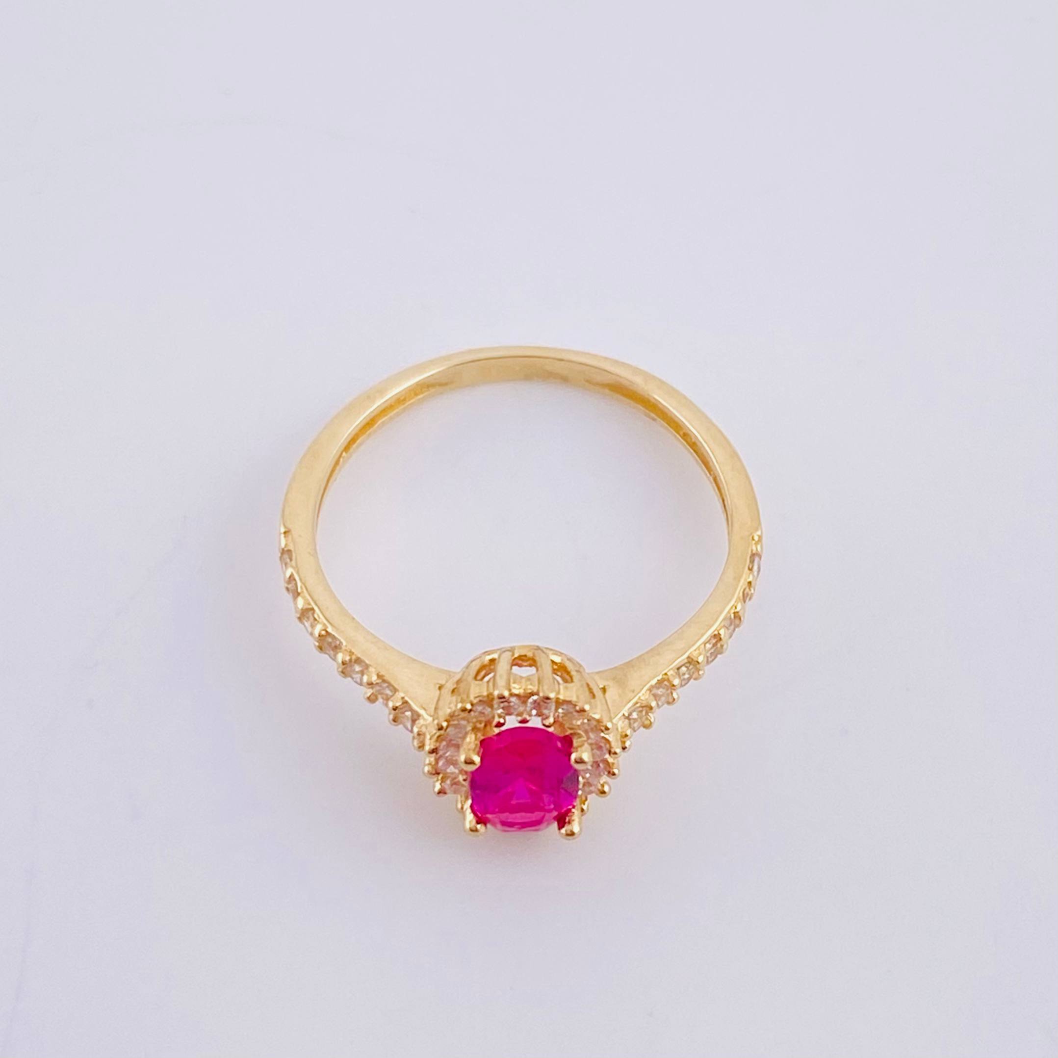 Anillo Solitario Halo Ovalo 2.15g / T7 Oro Amarillo 18K